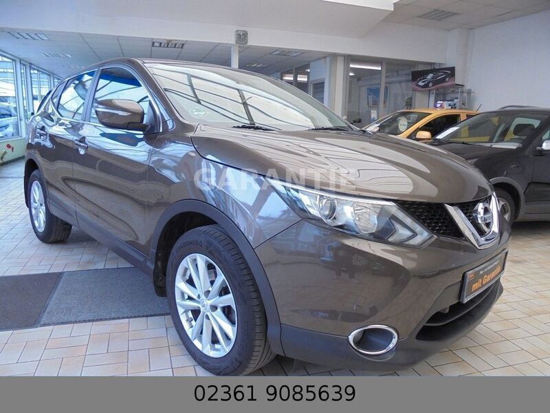 Braun Gebraucht 2014 Nissan Qashqai Acenta SUV | 8.990 € (Etwas zu teuer) - Bild 1/4