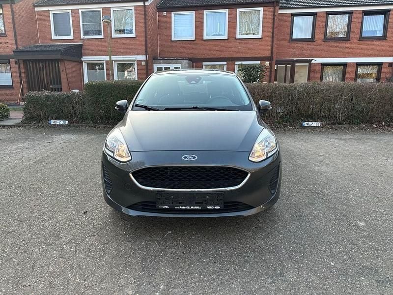 Gebraucht Ford Fiesta Titanium 125 PS (91 kW) 2018 Grau Kleinwagen