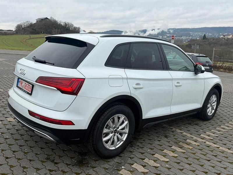Gebraucht Audi Q5 Basis 204 PS (150 kW) 2022 Weiß SUV