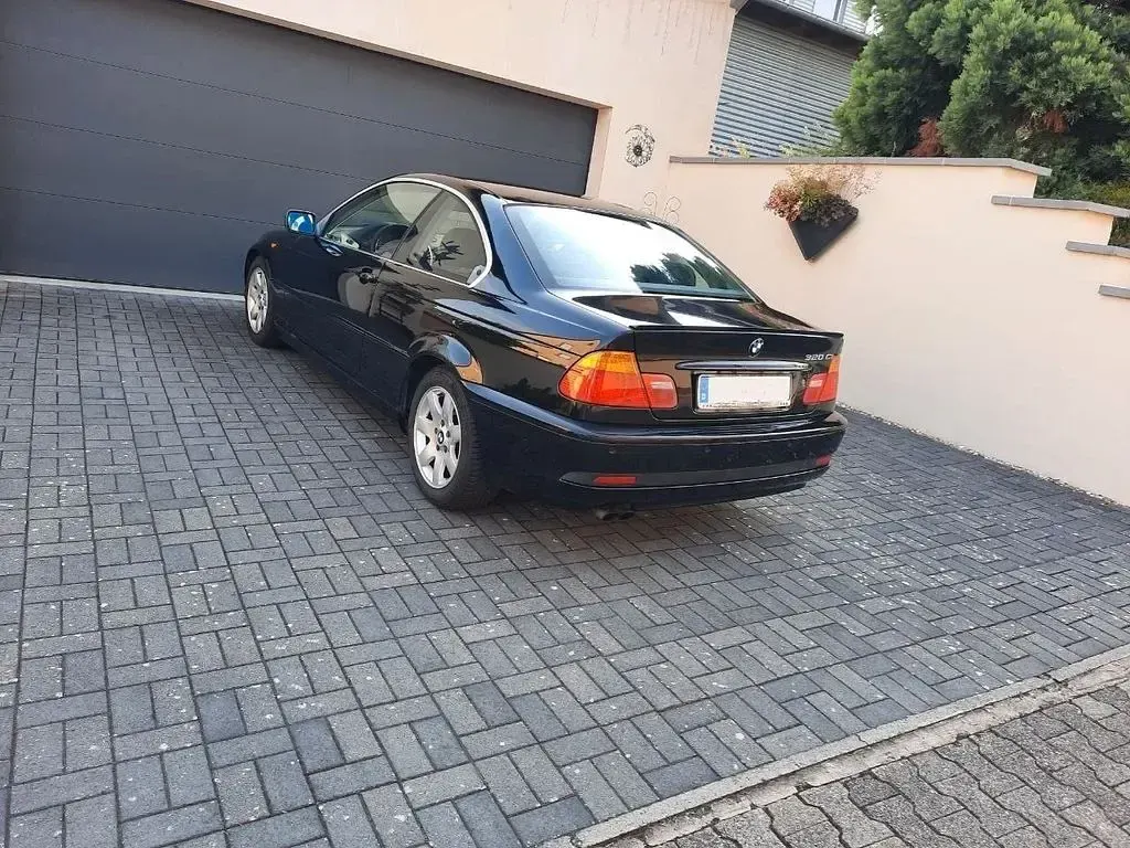 Gebraucht BMW 320 Sport Line 170 PS (125 kW) 2004 Schwarz Coupé