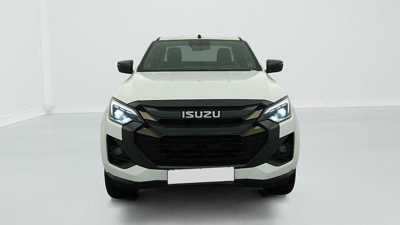 Gebraucht Isuzu D-Max 165 PS (121 kW) 2024 Splash white Pickup