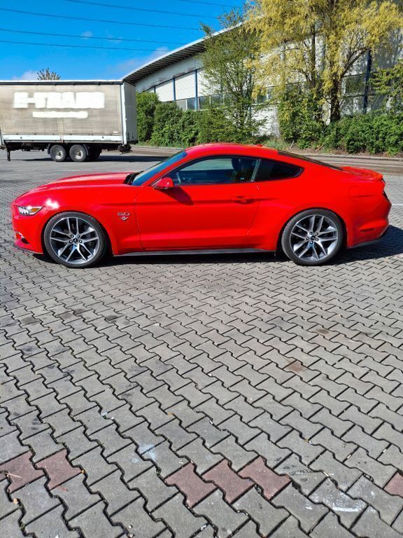 Rot Gebraucht 2015 Ford Mustang GT Coupé | 35.990 € (Guter Preis) - Bild 1/4