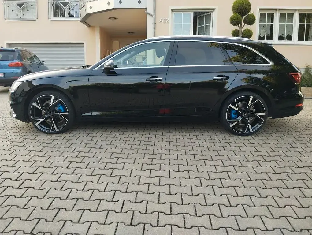 Gebraucht Audi A4 Design 190 PS (139 kW) 2019 Brillantschwarz Kombi