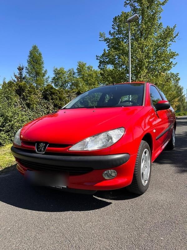 Rot Gebraucht 2003 Peugeot 206 Filou Kleinwagen | 1.190 € (Fairer Preis) - Bild 1/4