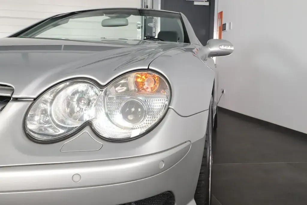 Gebraucht Mercedes SL55 AMG AMG 500 PS (367 kW) 2004 744 brillantsilber Cabrio