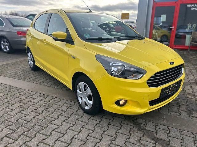 Gebraucht Ford Ka Cool & Sound Edition 86 PS (63 kW) 2018 Gelb Limousine