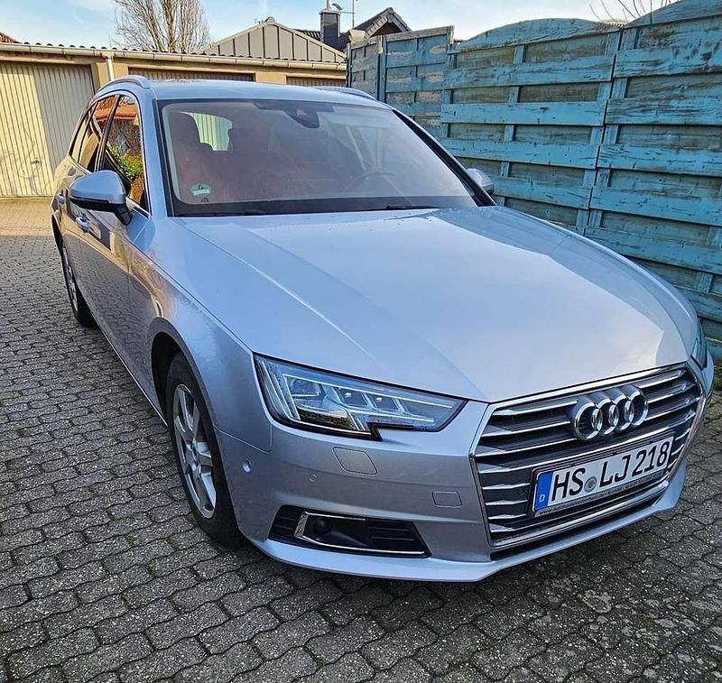 Gebraucht Audi A4 Sport 190 PS (139 kW) 2017 Grau Kombi