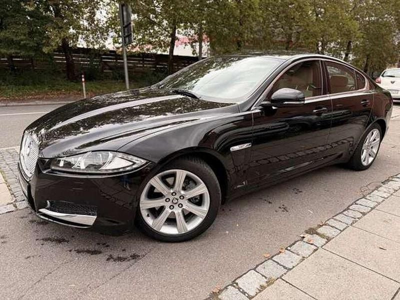 Gebraucht Jaguar XF 241 PS (177 kW) 2012 Schwarz Limousine