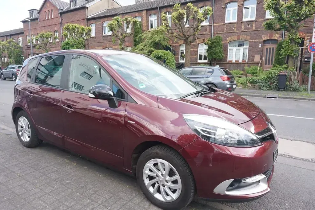 Gebraucht Renault Scénic III LIMITED 132 PS (97 kW) 2016 Rot Van / Kleinbus