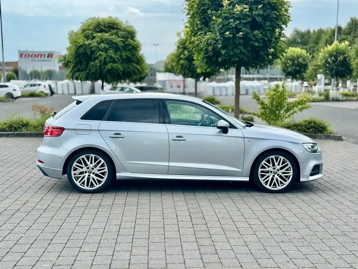 Gebraucht Audi A3 S-Line 150 PS (110 kW) 2018 Silber Limousine