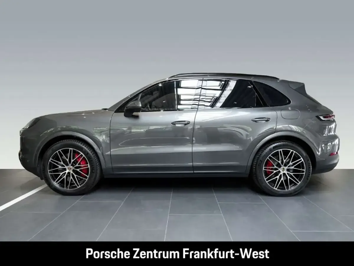 Gebraucht Porsche Cayenne S E-Hybrid 519 PS (381 kW) 2024 Grau SUV