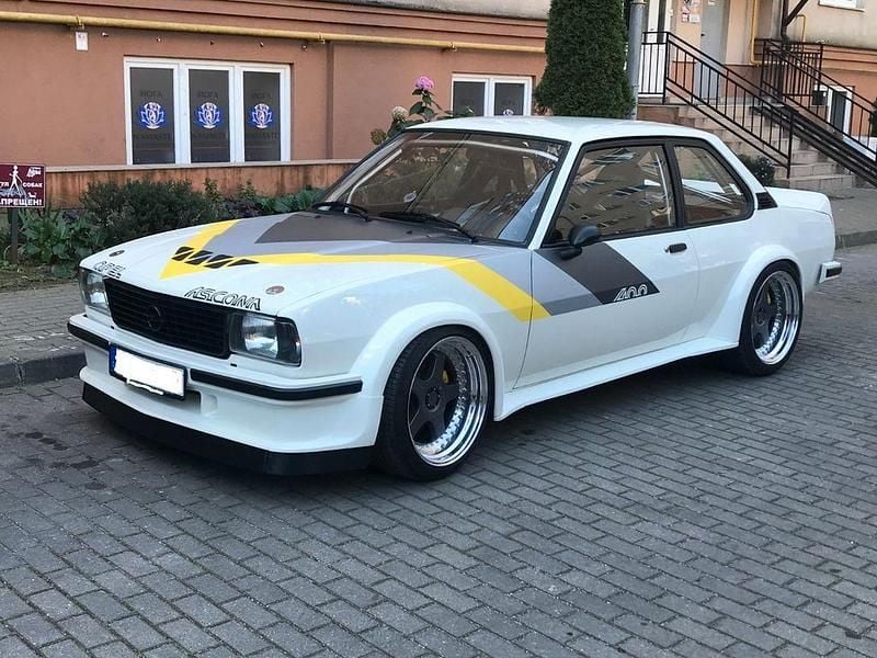 Weiß Gebraucht 1980 Opel Ascona | 99.000 € - Bild 1/4