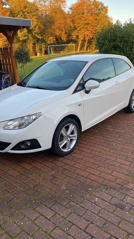 Gebraucht Seat Ibiza SC Reference 86 PS (63 kW) 2011 Weiß Kleinwagen