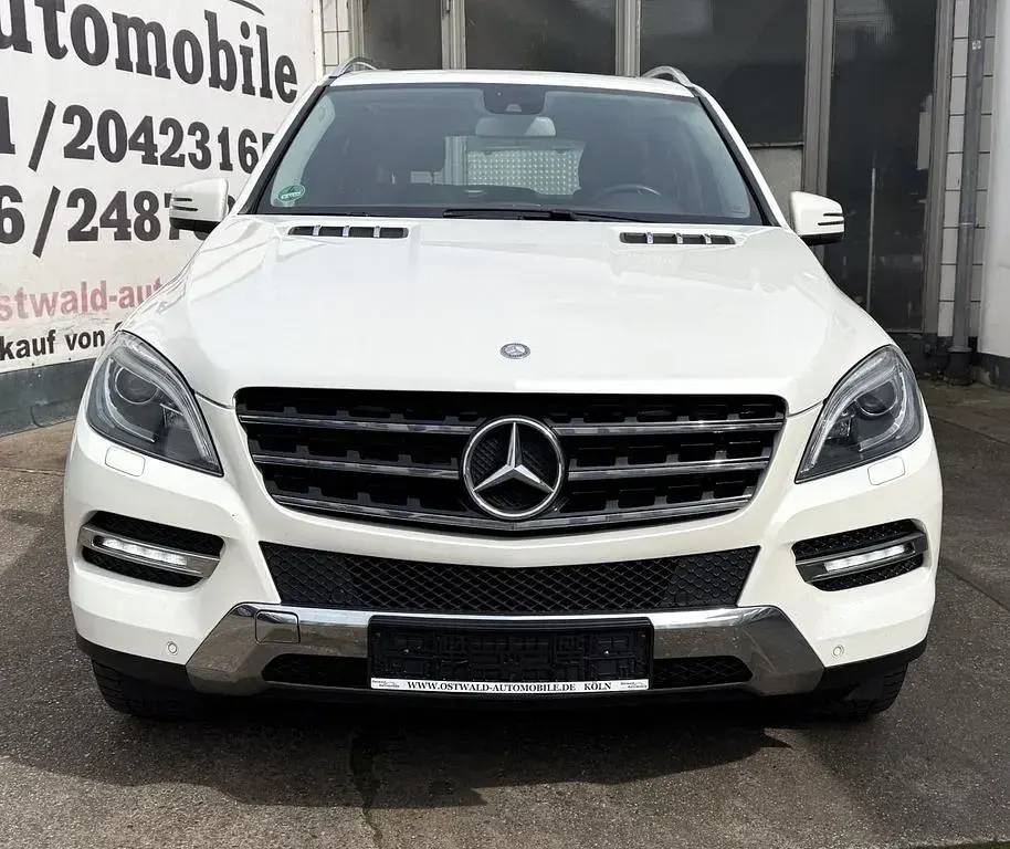 Gebraucht Mercedes ML350 AMG Edition 1 306 PS (225 kW) 2012 Diamantweiss SUV
