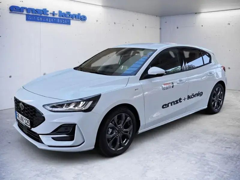 Gebraucht Ford Focus ST-Line X 155 PS (114 kW) 2024 Frozen white Limousine