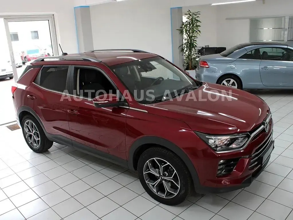 Gebraucht SsangYong Korando 136 PS (100 kW) 2019 Rot SUV