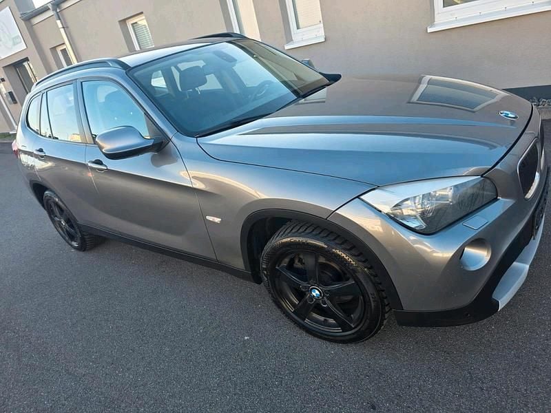 Gebraucht BMW X1 143 PS (105 kW) 2012 Grau SUV