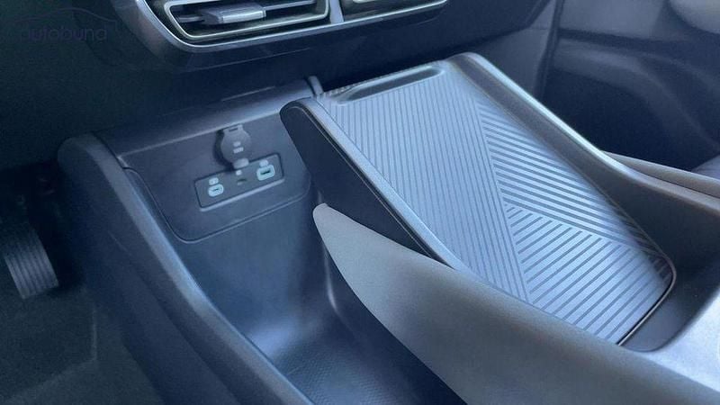 Neu BYD Dolphin Surf Boost 64 kW (88 PS) 2025 Schwarz Kleinwagen