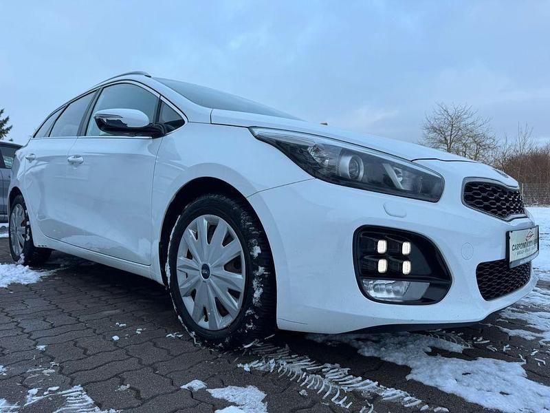 Gebraucht Kia Ceed Sportswagon GT-Line 136 PS (100 kW) 2016 Weiß Kombi