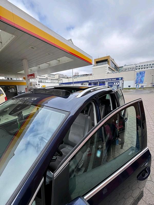 Gebraucht VW Sharan 177 PS (130 kW) 2012 Blau Van / Kleinbus