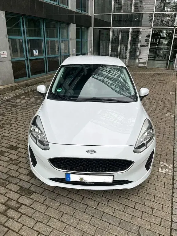 Second-hand Ford Fiesta Trend 71 CP (52 kW) 2018 Alb Hatchback