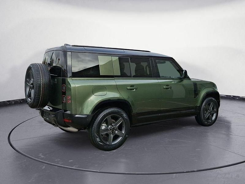 Neu Land Rover Defender SE Dynamic 200 PS (147 kW) 2026 Grün SUV