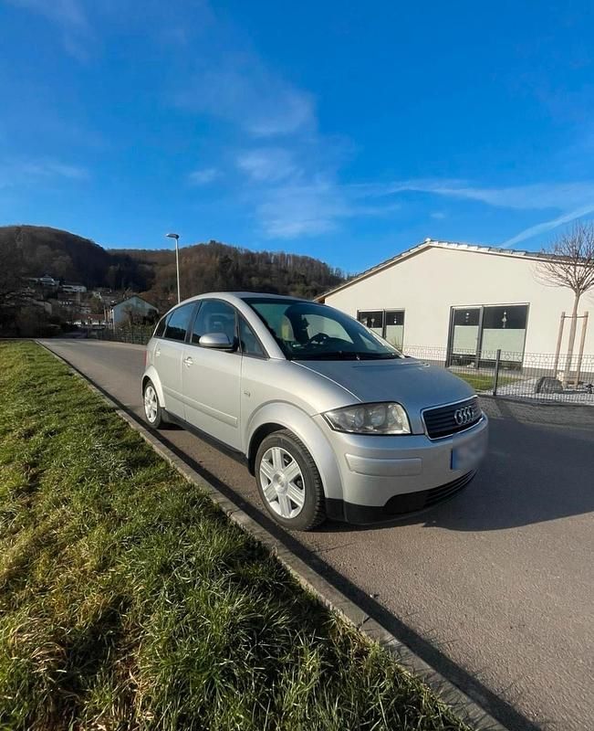 Gebraucht Audi A2 75 PS (55 kW) 2004 Silber Kleinwagen