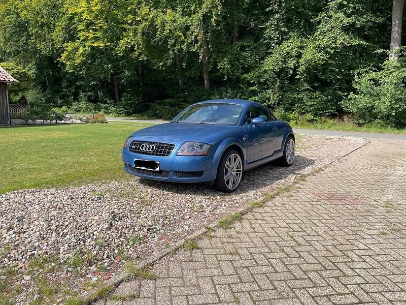 Blau Gebraucht 1997 Audi TT S-Line Coupé | 3.700 € (Guter Preis) - Bild 1/4