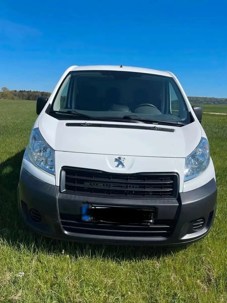 Gebraucht Peugeot Expert 128 PS (94 kW) 2015 Weiß Van