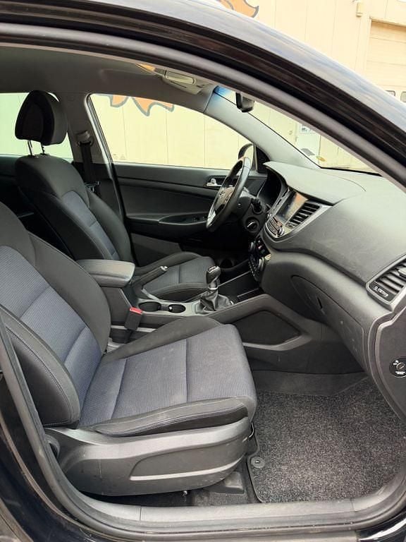 Gebraucht Hyundai Tucson 177 PS (130 kW) 2016 Schwarz SUV
