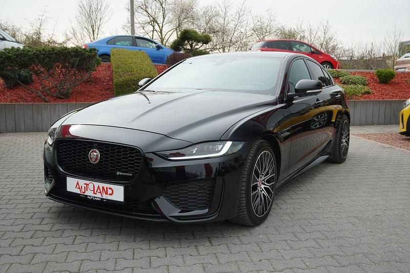 Gebraucht Jaguar XE R-Dynamic 250 PS (183 kW) 2019 Dynamic schwarz Limousine