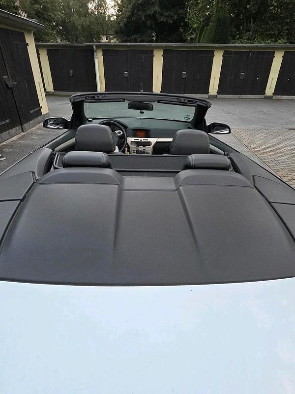 Gebraucht Opel Astra Cabriolet 105 PS (77 kW) 2007 Silber Cabrio