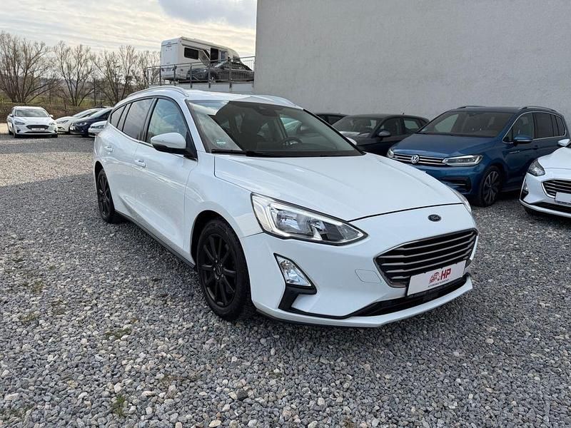 Gebraucht Ford Focus Cool & Connect 120 PS (88 kW) 2019 Weiß Limousine