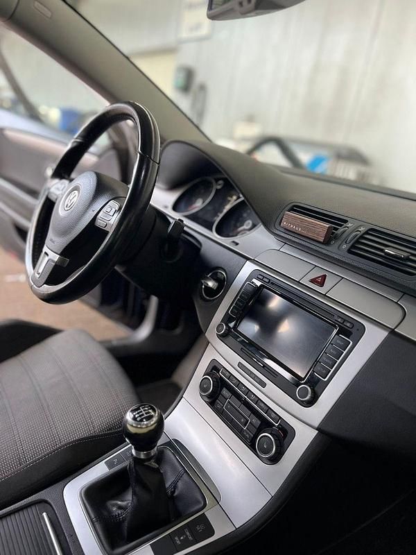 Gebraucht VW Passat 170 PS (125 kW) 2009 Blau Coupé