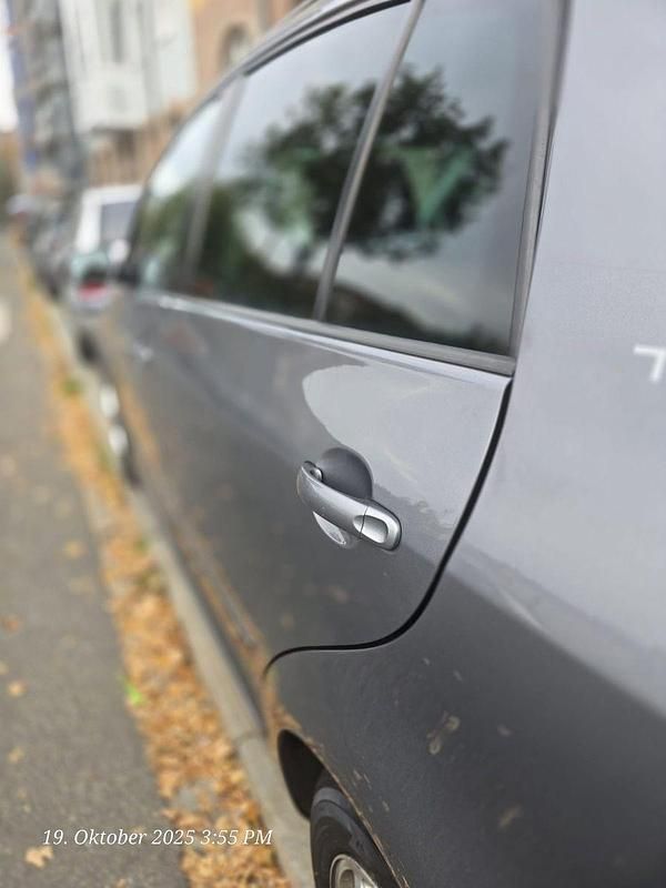 Gebraucht VW Golf Plus Cross Team 105 PS (77 kW) 2010 Silber Van / Kleinbus