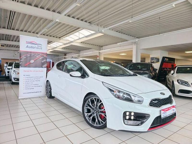 Gebraucht Kia ProCeed GT-Track 204 PS (150 kW) 2015 Weiß Kleinwagen