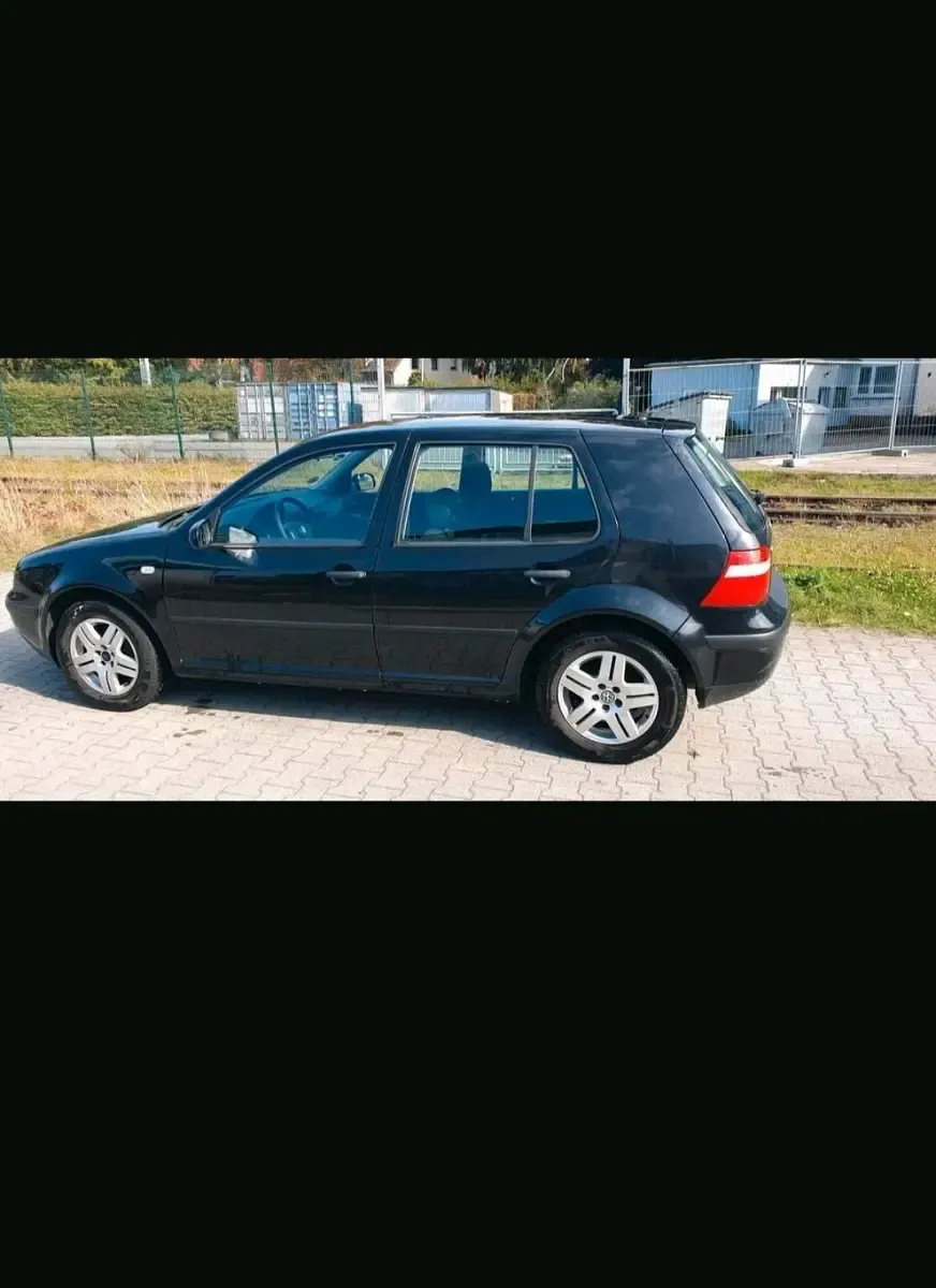 Gebraucht VW Golf IV 75 PS (55 kW) 2003 Schwarz Limousine