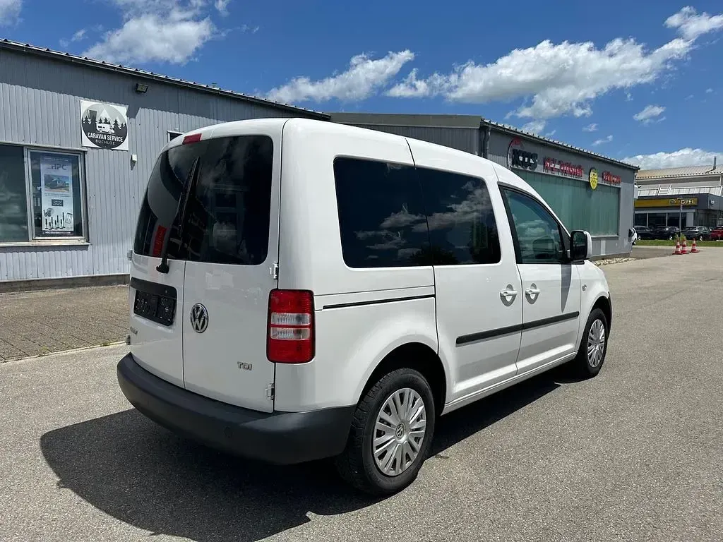 Gebraucht VW Caddy 75 PS (55 kW) 2013 Weiß Van / Kleinbus