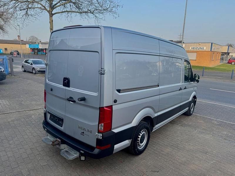 Gebraucht MAN TGE 177 PS (130 kW) 2020 Silber Van