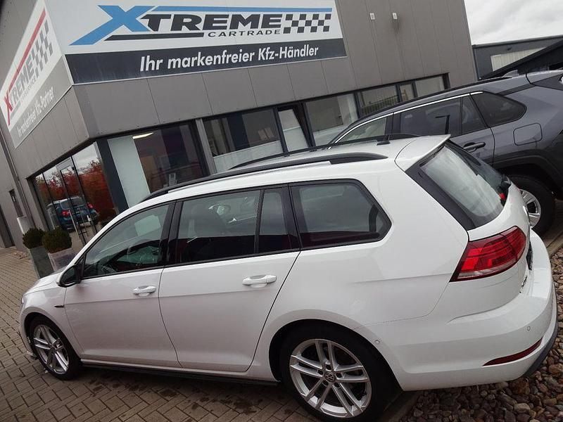 Weiß Gebraucht 2019 VW Golf VII GTD Kombi | 14.990 € (Guter Preis) - Bild 1/4