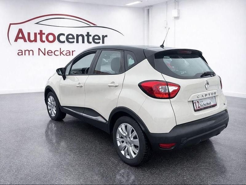 Gebraucht Renault Captur 90 PS (66 kW) 2015 Weiß SUV