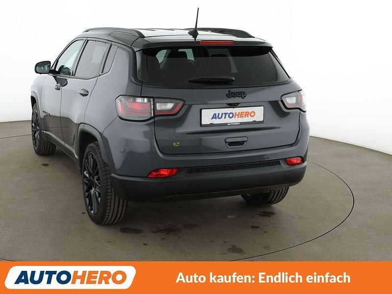 Gebraucht Jeep Compass Limited 190 PS (139 kW) 2022 Grau SUV