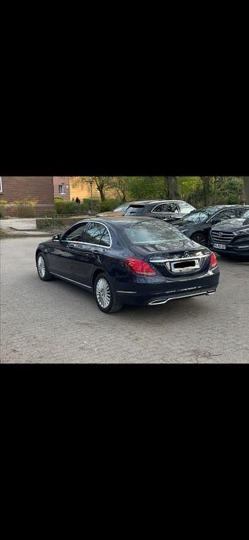 Gebraucht Mercedes C250 Exclusive 204 PS (150 kW) 2015 Blau Limousine