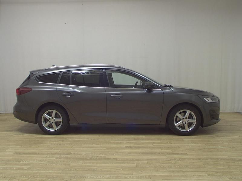 Gebraucht Ford Focus Titanium X 116 PS (85 kW) 2023 Grau Kombi