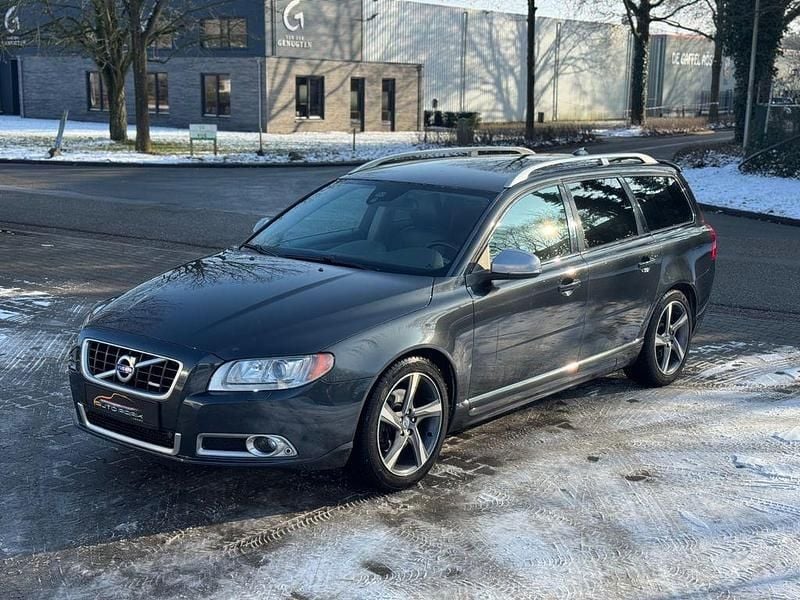 Gebraucht Volvo V70 R-Design 163 PS (119 kW) 2013 Grau Kombi