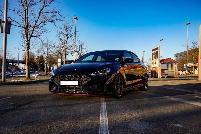 Schwarz Gebraucht 2021 Hyundai i30 N Performance Limousine | 29.999 € (Fairer Preis) - Bild 1/4