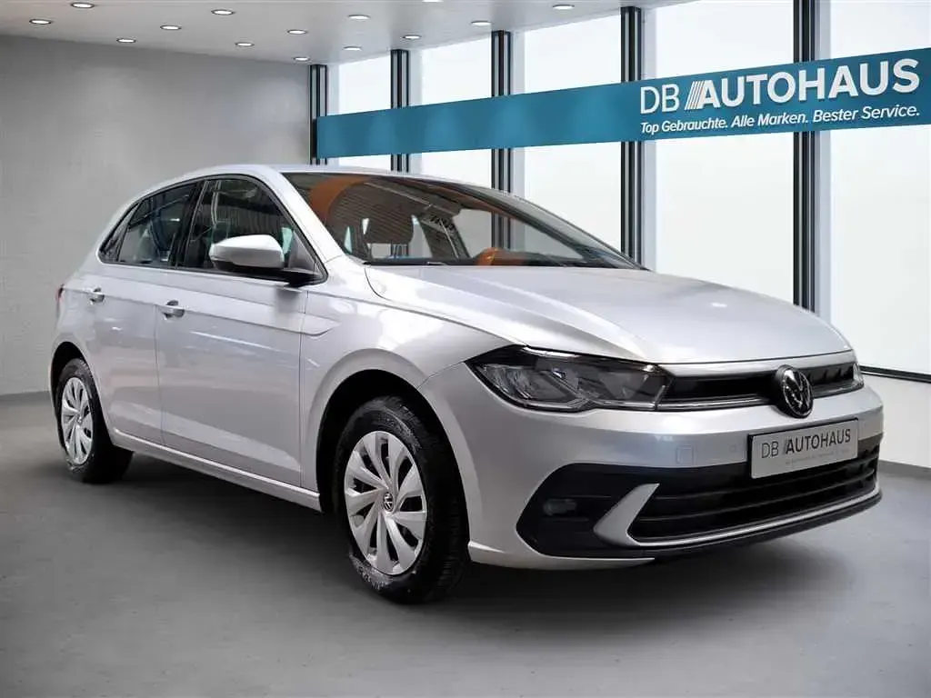 Gebraucht VW Polo Life 95 PS (69 kW) 2023 Silber Kleinwagen