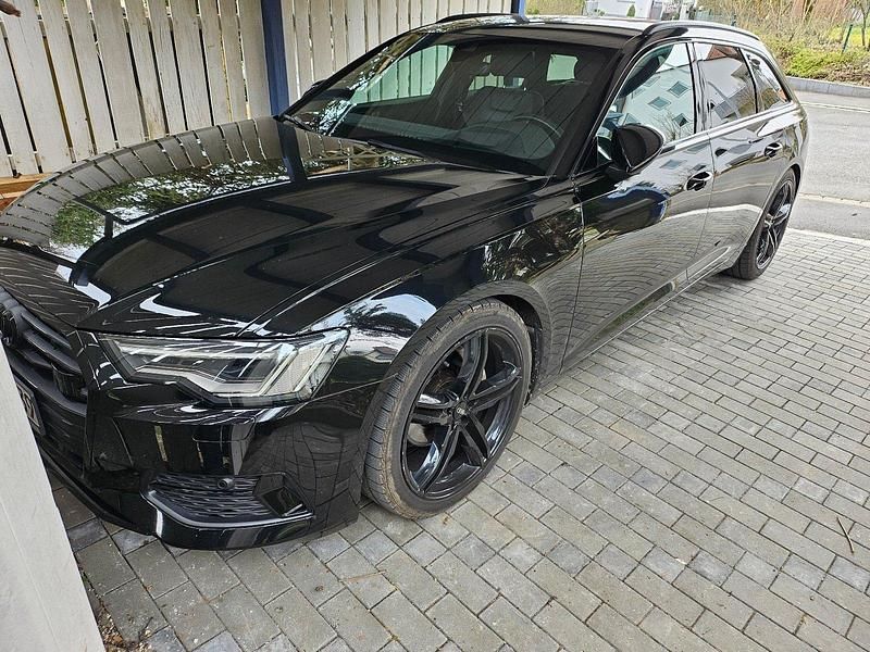 Gebraucht Audi A6 Ambiente 204 PS (150 kW) 2020 Schwarz Kombi