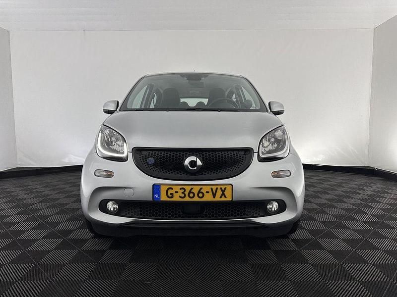 Gebraucht Smart ForFour Electric Drive 60 kW (82 PS) 2019 Grau Limousine