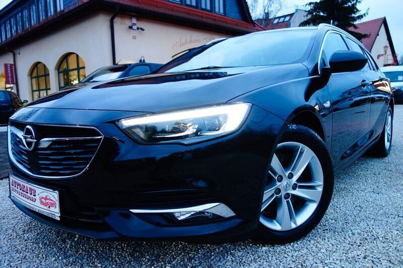 Schwarz Gebraucht 2020 Opel Insignia Business Kombi | 19.900 € (Fairer Preis) - Bild 1/4